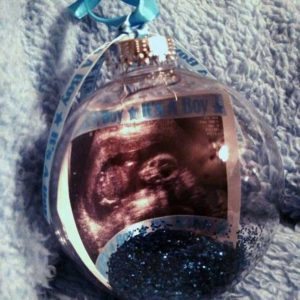 Holiday Pregnancy Announcement Ideas 2