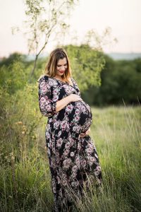 Stepping Up Your Maternity Fall Fashion 2