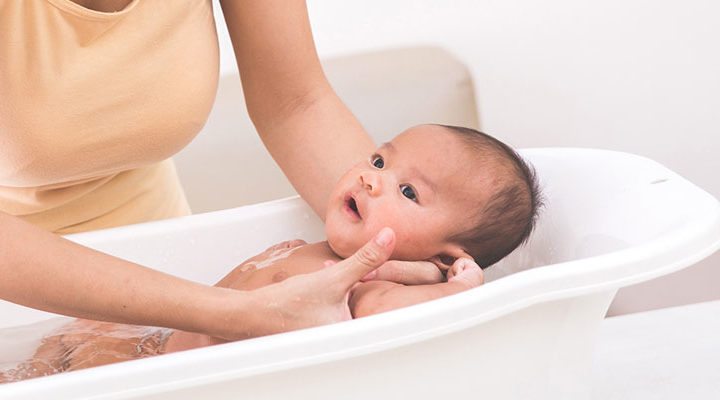 A New Parent’s Guide to Buying a Bathing Tub  11