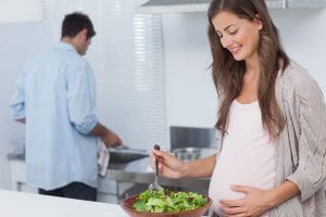 The Pros and Cons of a Low-Carb Diet During Pregnancy 1