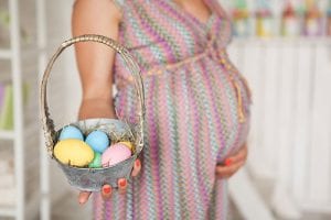Twelve Adorable Easter/Spring Pregnancy-Announcement Ideas 1