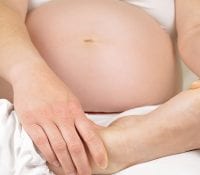 Tips to Soothe Your Sore Pregnant Feet  2