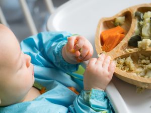  A Complete Look into Baby Led Weaning 2