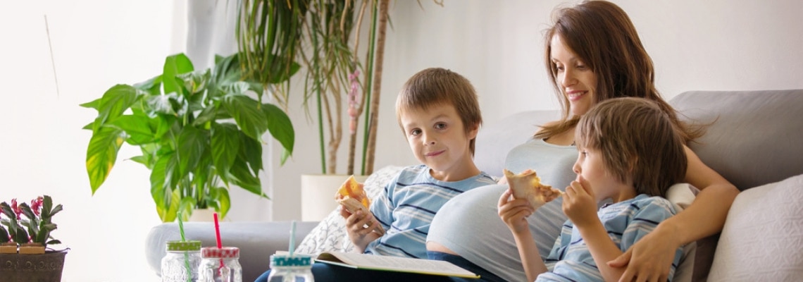 Balancing Parenthood and Pregnancy Health