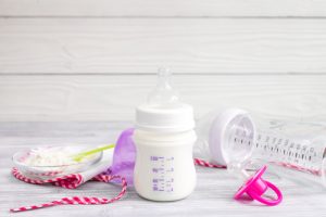 The Feeding Debate - Formula Vs Breastmilk 2