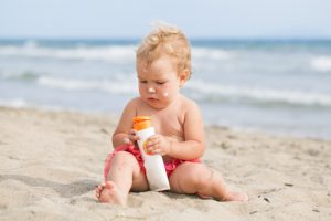Choosing the Right Baby Sunscreen 1