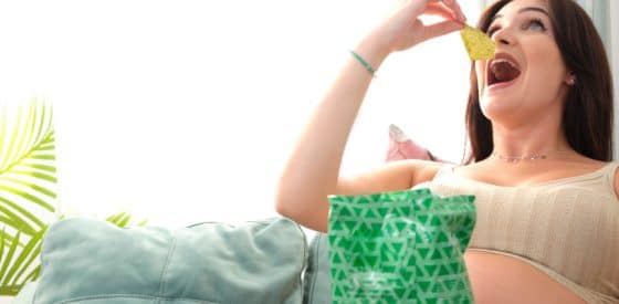 Compulsive Eating by the Mother Can Cause the Child to Overeat Later