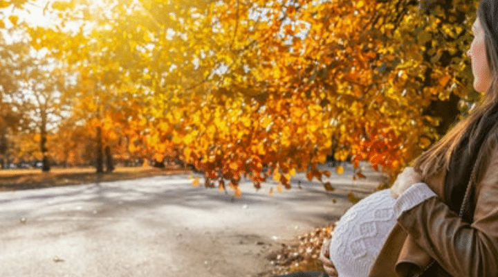 Must-Haves for an Autumn Pregnancy: Well Prepared for the Golden Season