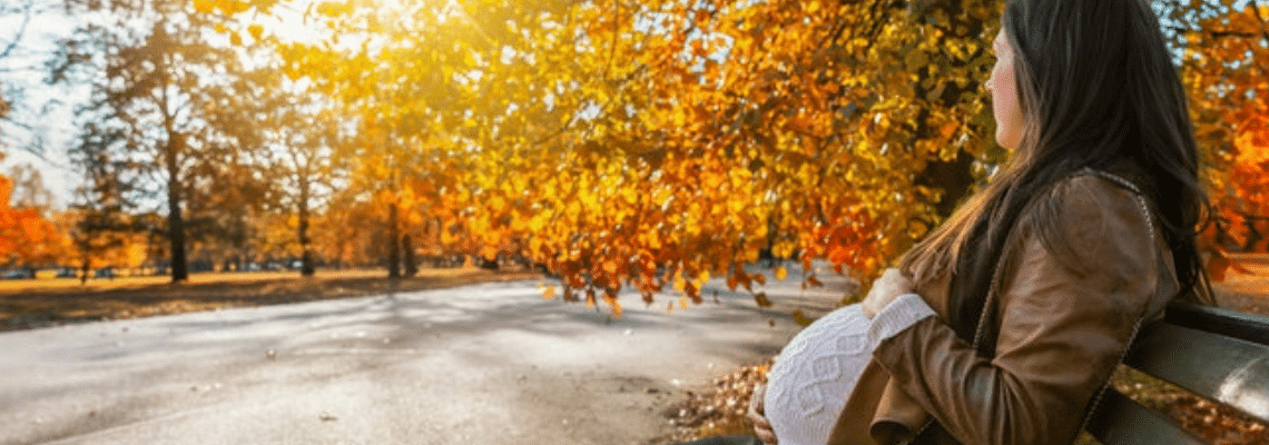 Must-Haves for an Autumn Pregnancy: Well Prepared for the Golden Season